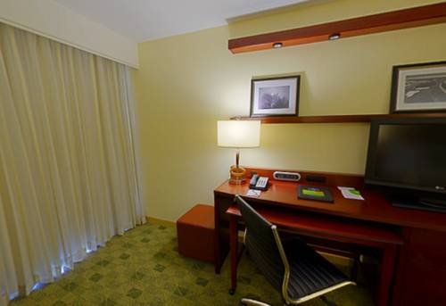 Imagen de la habitación del Hotel Courtyard By Marriott Boynton Beach. Foto 11