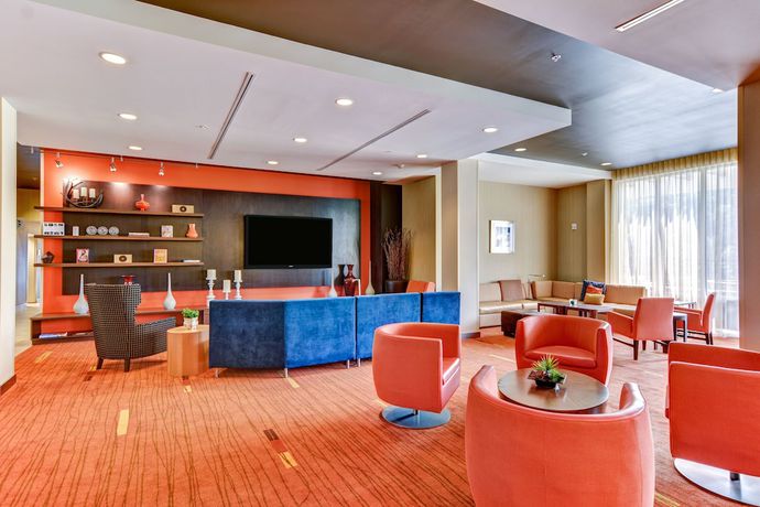 Imagen de los interiores del Hotel Courtyard By Marriott Bridgeport Clarksburg. Foto 20