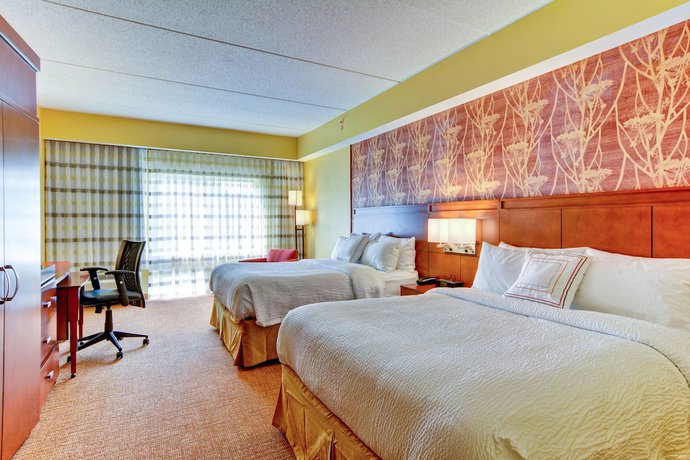 Imagen de la habitación del Hotel Courtyard By Marriott Bridgeport Clarksburg. Foto 4