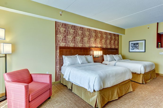 Imagen de la habitación del Hotel Courtyard By Marriott Bridgeport Clarksburg. Foto 7