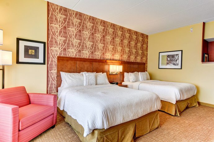 Imagen de la habitación del Hotel Courtyard By Marriott Bridgeport Clarksburg. Foto 12
