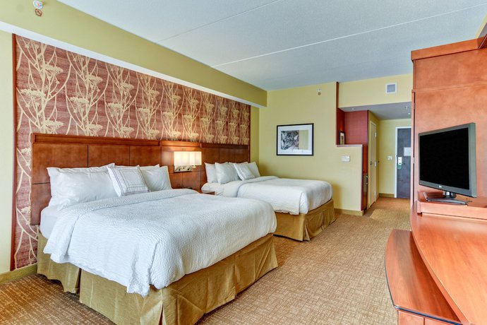 Imagen de la habitación del Hotel Courtyard By Marriott Bridgeport Clarksburg. Foto 17