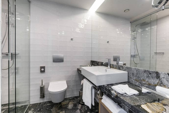 Imagen de la habitación del Hotel Courtyard By Marriott Brno. Foto 12