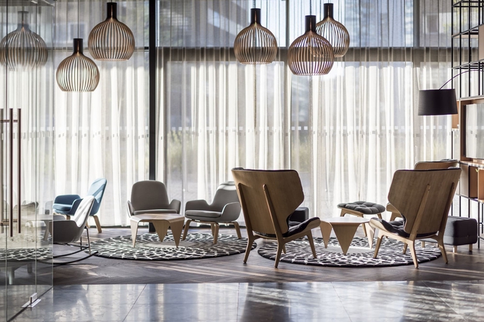 Imagen del bar/restaurante del Hotel Courtyard By Marriott Brno. Foto 6