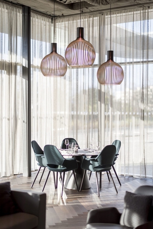 Imagen de los interiores del Hotel Courtyard By Marriott Brno. Foto 19