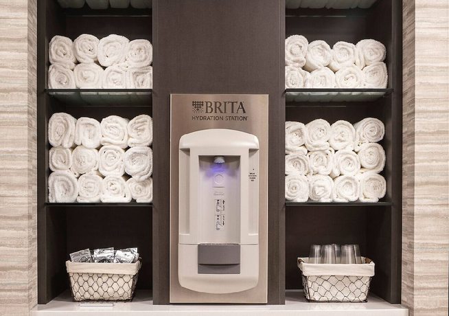 Imagen de los interiores del Hotel Courtyard By Marriott Burlington, Westview Terrace. Foto 15