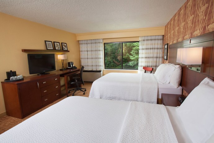 Imagen de la habitación del Hotel Courtyard By Marriott Burlington Williston. Foto 10