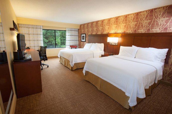 Imagen de la habitación del Hotel Courtyard By Marriott Burlington Williston. Foto 14