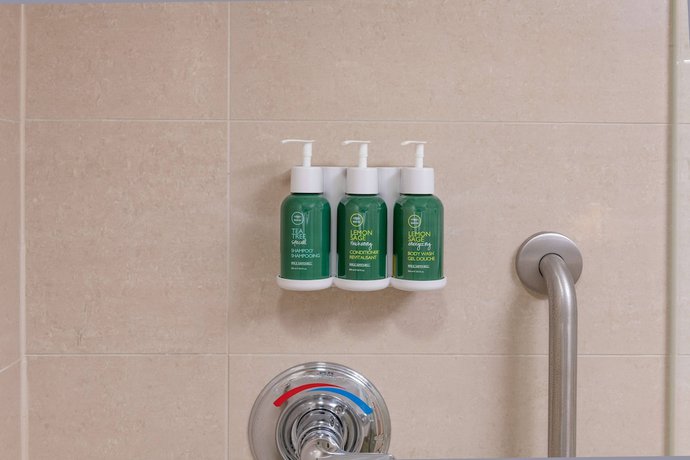 Imagen de la habitación del Hotel Courtyard By Marriott Calgary Airport. Foto 17