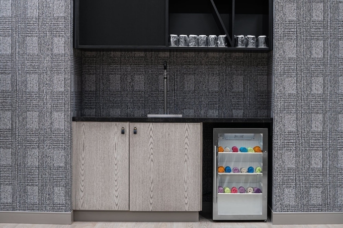 Imagen de los interiores del Hotel Courtyard By Marriott Calgary Downtown. Foto 19