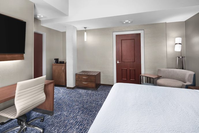 Imagen de la habitación del Hotel Courtyard By Marriott Cape Girardeau Downtown. Foto 3