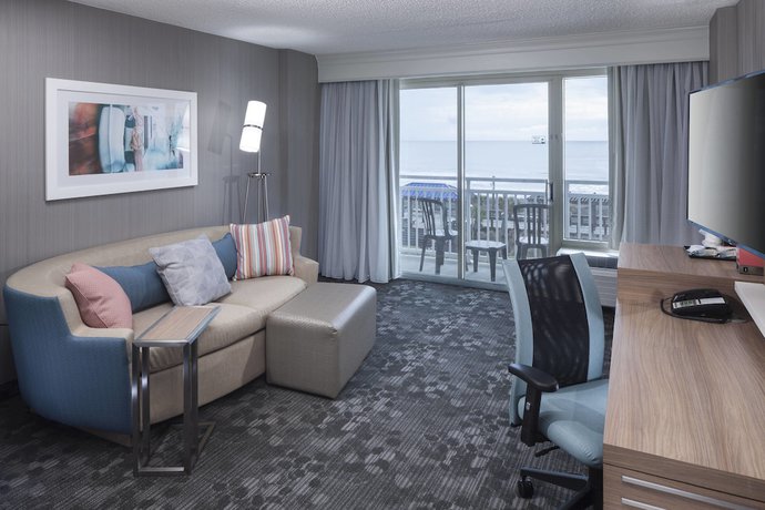 Imagen de la habitación del Hotel Courtyard By Marriott Carolina Beach. Foto 2