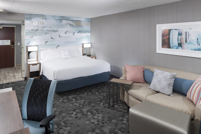 Imagen de la habitación del Hotel Courtyard By Marriott Carolina Beach. Foto 10