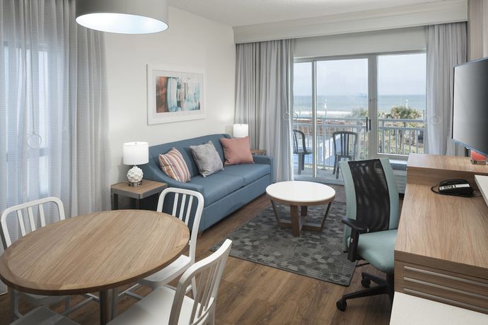 Imagen de la habitación del Hotel Courtyard By Marriott Carolina Beach. Foto 11