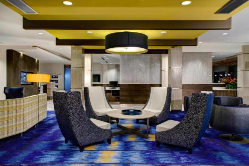 Imagen general del Hotel Courtyard By Marriott Carrollton. Foto 6