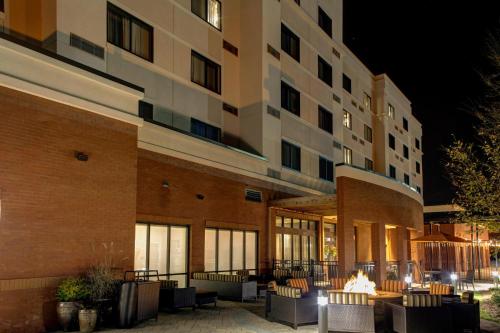 Imagen general del Hotel Courtyard By Marriott Carrollton. Foto 8