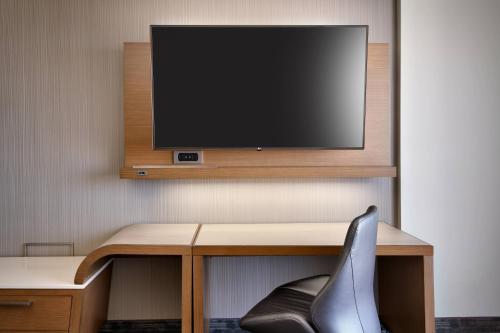 Imagen de la habitación del Hotel Courtyard By Marriott Cedar City. Foto 16