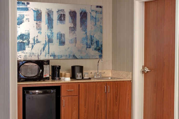 Imagen de la habitación del Hotel Courtyard By Marriott Chapel Hill. Foto 14