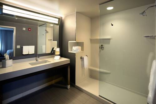 Imagen de la habitación del Hotel Courtyard By Marriott Charleston Summerville. Foto 7