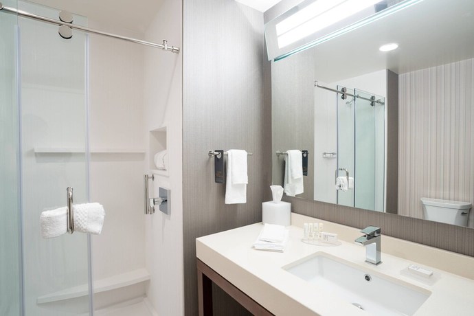 Imagen de la habitación del Hotel Courtyard By Marriott Charleston-north Charleston. Foto 7