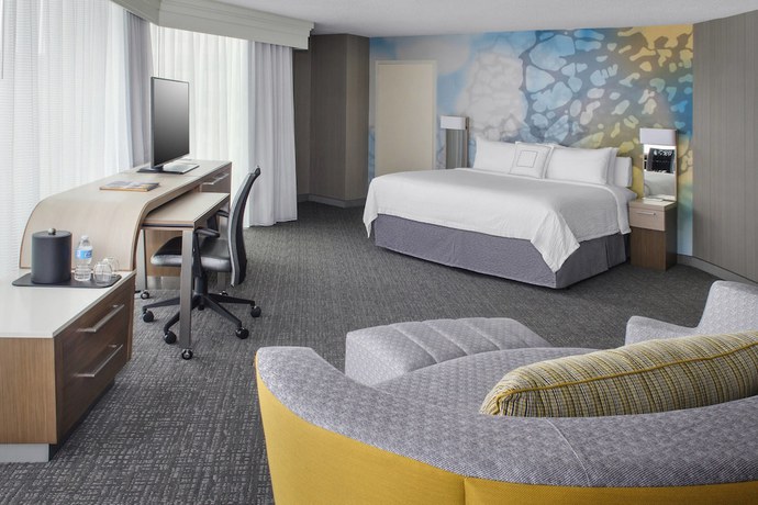 Imagen de la habitación del Hotel Courtyard By Marriott Charlotte City Center. Foto 14