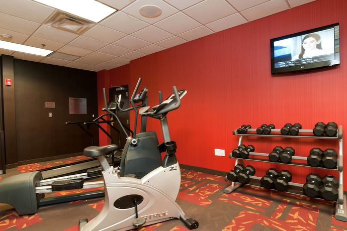 Imagen de los interiores del Hotel Courtyard By Marriott Charlotte Lake Norman. Foto 18