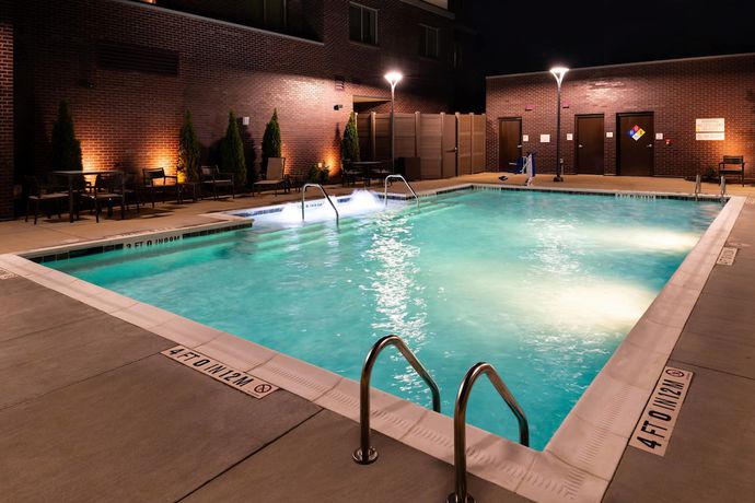 Imagen general del Hotel Courtyard By Marriott Charlotte Northlake. Foto 2