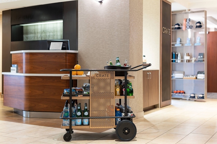 Imagen de los interiores del Hotel Courtyard By Marriott Charlottesville University Medical Ctr. Foto 17