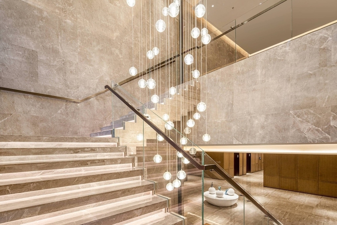 Imagen de los interiores del Hotel Courtyard By Marriott Chengdu South. Foto 14