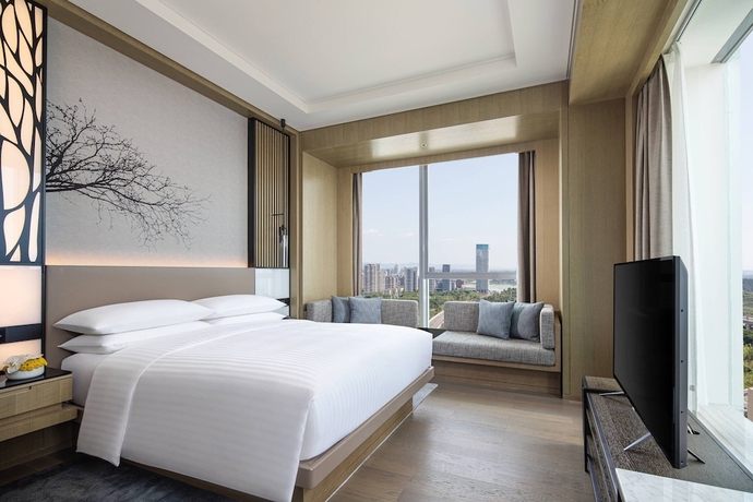 Imagen de la habitación del Hotel Courtyard By Marriott Chengdu South. Foto 12
