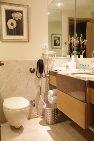 Imagen de la habitación del Hotel Courtyard By Marriott Chennai. Foto 8