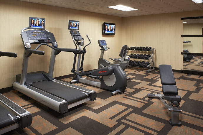 Imagen de los interiores del Hotel Courtyard By Marriott Chicago Arlington Heights / South. Foto 7