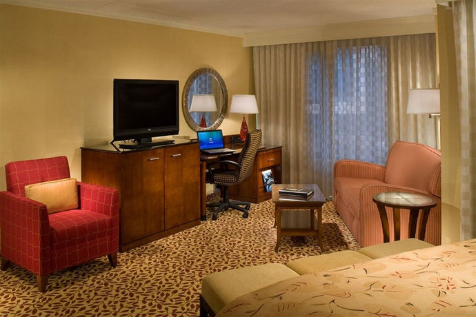 Imagen de los interiores del Hotel Courtyard By Marriott Chicago At Medical District/uic. Foto 8