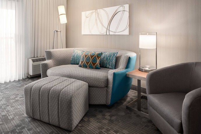 Imagen de la habitación del Hotel Courtyard By Marriott Chicago Bloomingdale. Foto 4