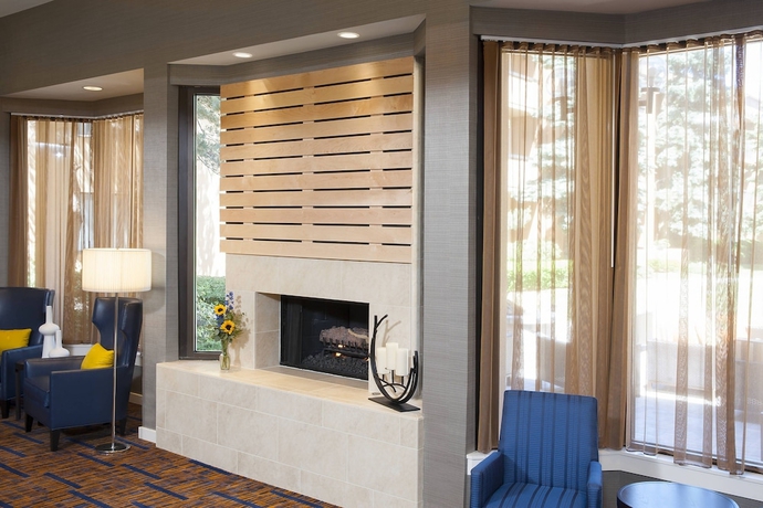 Imagen de los interiores del Hotel Courtyard By Marriott Chicago Glenview/northbrook. Foto 17