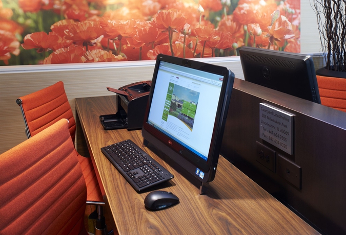 Imagen de los interiores del Hotel Courtyard By Marriott Chicago Lincolnshire. Foto 8