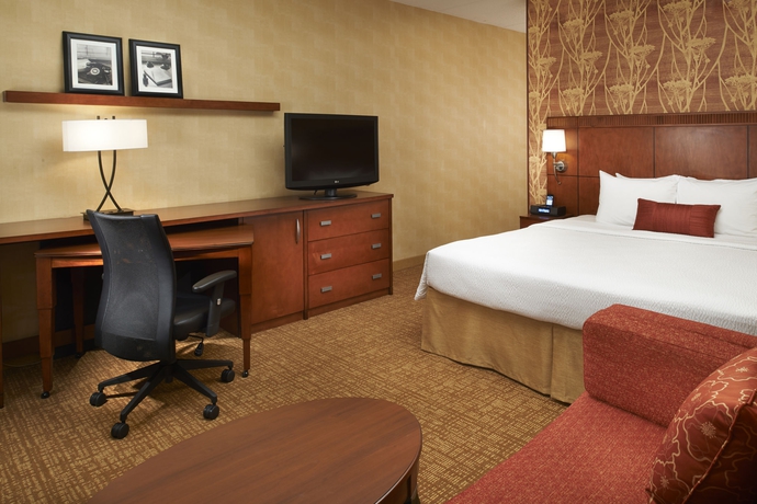 Imagen de la habitación del Hotel Courtyard By Marriott Chicago Naperville. Foto 5
