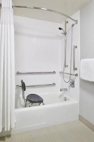 Imagen general del Hotel Courtyard By Marriott Chicago Oakbrook Terrace. Foto 2