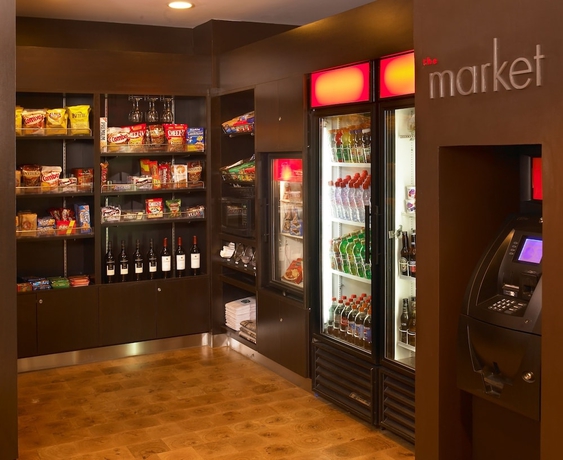 Imagen de los interiores del Hotel Courtyard By Marriott Chicago O'hare. Foto 16