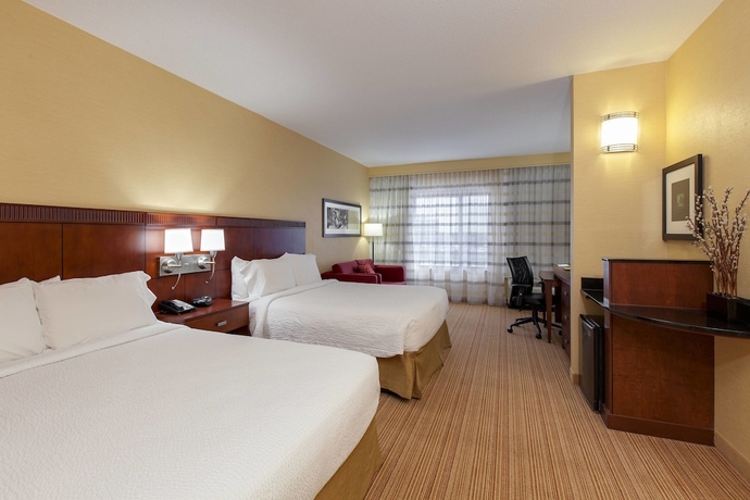 Imagen de la habitación del Hotel Courtyard By Marriott Chicago Schaumburg/woodfield Mall. Foto 13