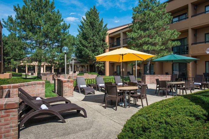 Imagen general del Hotel Courtyard By Marriott Chicago Wood Dale. Foto 2