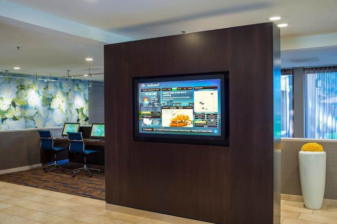 Imagen de los interiores del Hotel Courtyard By Marriott Chicago Wood Dale. Foto 12