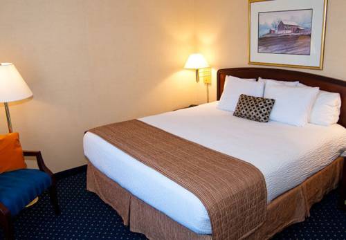 Imagen de la habitación del Hotel Courtyard By Marriott Cincinnati Airport. Foto 3