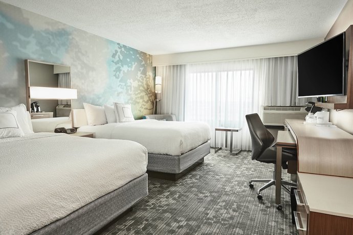 Imagen de la habitación del Hotel Courtyard By Marriott Cincinnati Airport South/florence. Foto 13