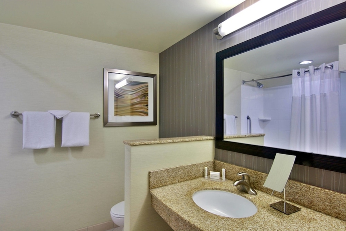 Imagen de la habitación del Hotel Courtyard By Marriott Clarksville. Foto 15