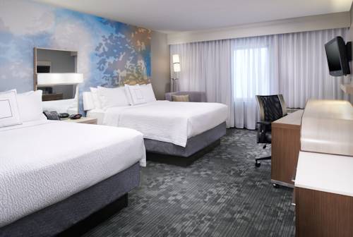 Imagen de la habitación del Hotel Courtyard By Marriott Cleveland Airport North. Foto 3