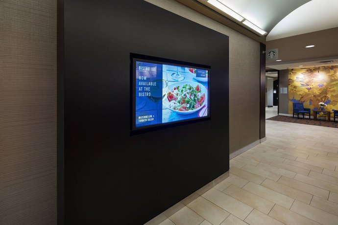 Imagen de los interiores del Hotel Courtyard By Marriott Cleveland Beachwood. Foto 15