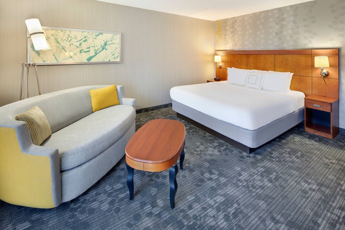 Imagen de la habitación del Hotel Courtyard By Marriott Cleveland Beachwood. Foto 9