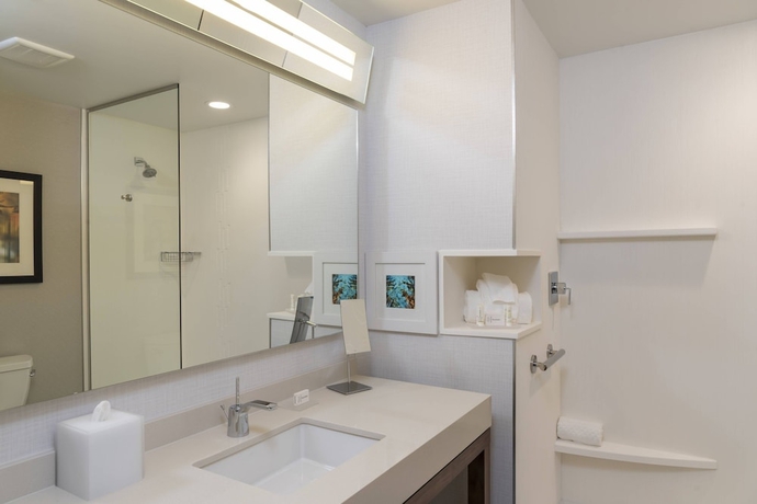 Imagen de la habitación del Hotel Courtyard By Marriott Cleveland Elyria. Foto 15