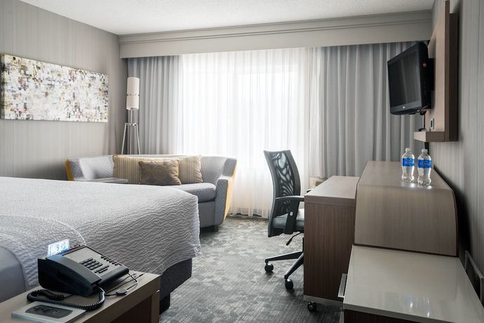 Imagen de la habitación del Hotel Courtyard By Marriott Cleveland Independence. Foto 6